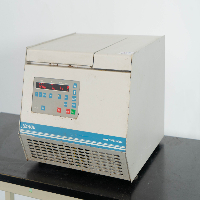 Beckman Avanti 30 Centrifuge image 0
